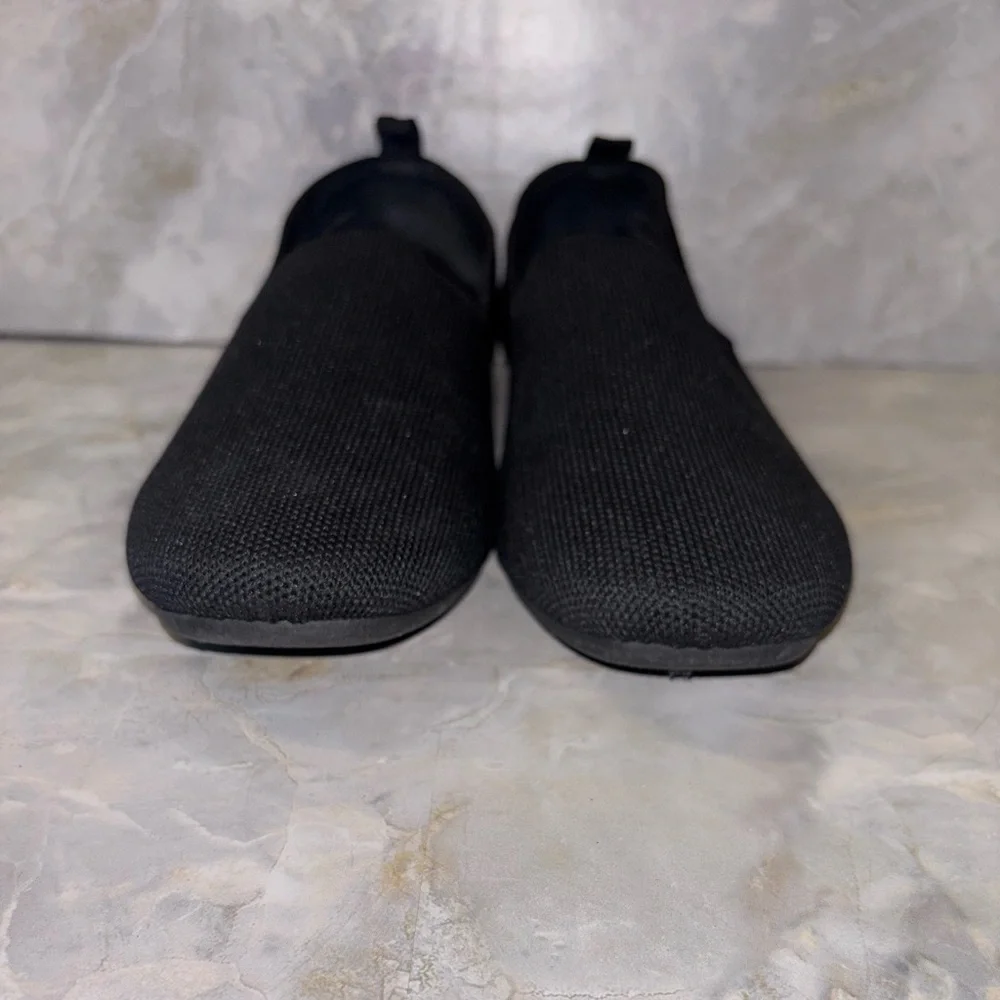 Steve Madden Brand Women’s Raine Black Knit Flats Size 8.5 - Picture 2 of 9